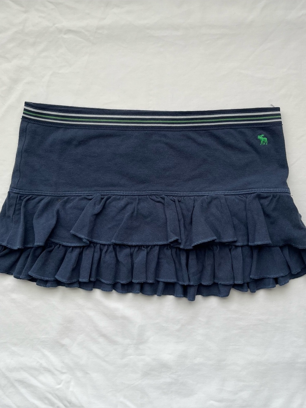 abercrombie rare skirt-kids but fits a small